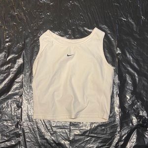 Nike Workout Crop Top p30